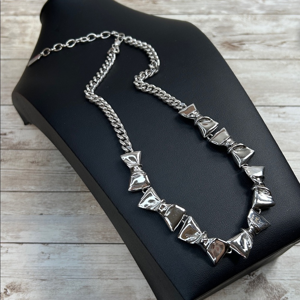 Stella & Dot Silver Bow-Tie Collar Necklace - Picture 5 of 5